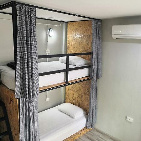 Backpack Hostel Kohyaoyai Ko Yao Yai Ngoại thất bức ảnh